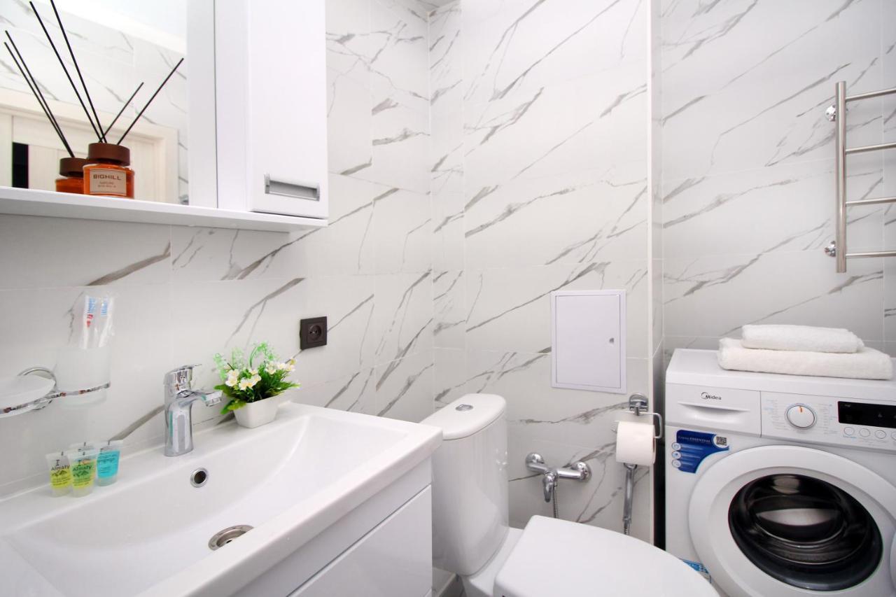 Cozy Studio In The Best Area! 5 Алма Ата Екстериор снимка