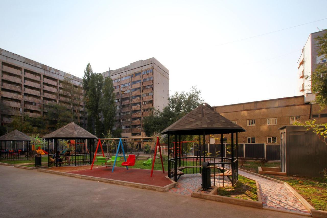 Cozy Studio In The Best Area! 5 Алма Ата Екстериор снимка